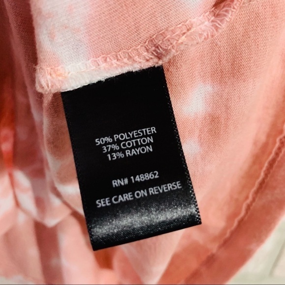 Torrid Vintage Short Sleeve Tee in Tie Dye Dusty Rose Size 00 - Picture 8 of 11